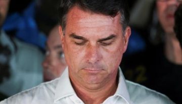 Bolsonaro cuestiona las resultados de Lula y no descarta presentarse de nuevo a la Presidencia de Brasil