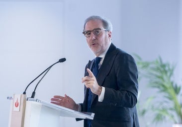 El Reino Unido sube los impuestos a la banca para ayudar a 20 millones de hogares a pagar la energía