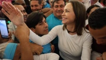 Trump, sobre el regreso de María Corina Machado a Venezuela: «Me entregó el Nobel, es muy agradable, pero nos está yendo bien»