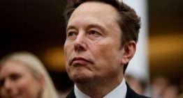 Tesla pone fecha a la venta del Cybercab, el robotaxi sin volante ni pedales que quiere revolucionar el transporte
