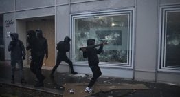 Francia despliega a 70.000 policías ante el temor a una noche de violencia en Halloween