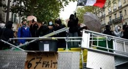 Los socialistas franceses eligen a su candidato en unas primarias con baja participación
