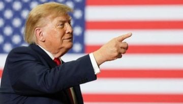 Obama desembarca en las 'midterms' con un ataque feroz a Trump por su «caos, crueldad y corrupción»