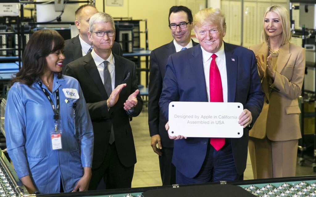 Trump cree que los iPhones pueden fabricarse en EE.UU. Para Apple no tiene sentido y el dinero no es el verdadero problema 