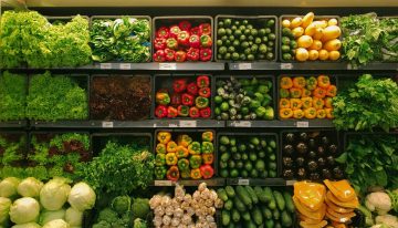 La gran batalla para que todos comamos siempre lo mismo: a favor y en contra de una dieta cada vez más internacional y 'desestacionalizada'