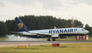 Ryanair lleva tiempo despreocupada por los retrasos en sus vuelos. Y en Zaragoza una jueza ha decidido hacérselo pagar
