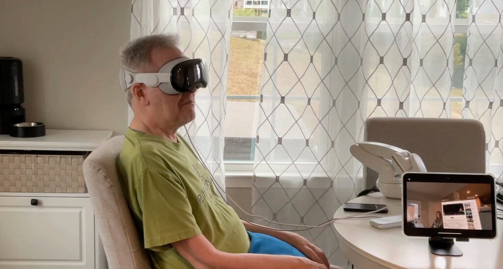 El sueño de controlar dispositivos Apple con la mente ya no es ciencia ficción: este hombre ya usa Vision Pro así y pronto llegará a iPhone 