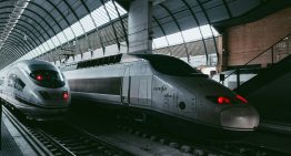 Comprar una entrada de Bad Bunny es más fácil que reservar un Madrid-Vigo. Así que Galicia ya planea denunciar a Renfe
