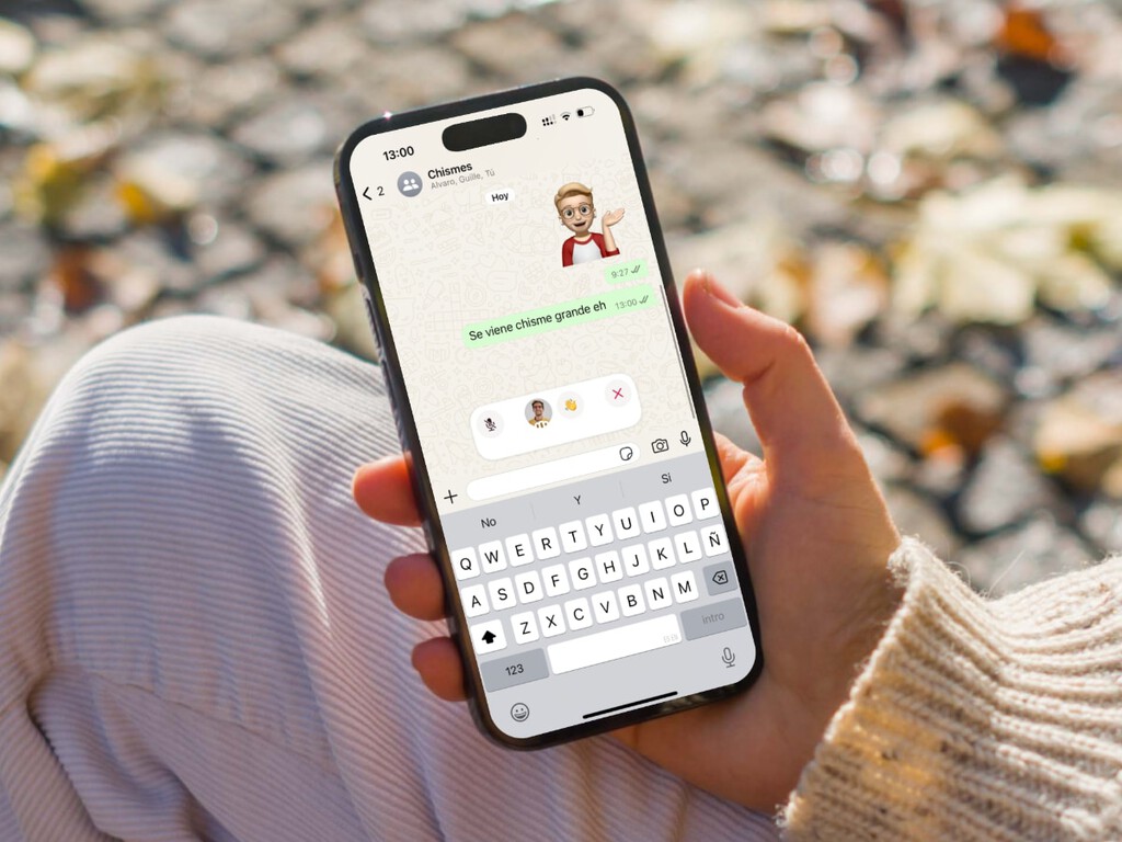 WhatsApp lanza una función que convierte el iPhone en un 'walkie-talkie'. Una burbuja en tiempo real para hablar sin guardar nada