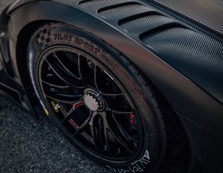 Bugatti Bolide