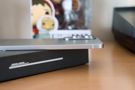 Galaxy S25 Edge Xataka Analisis Grosor Detalle