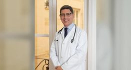 Vicente Mera, experto en envejecimiento: «Dormir menos de seis horas una década acorta la vida hasta dos años»