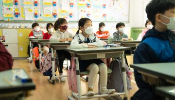 Corea del Sur ha llevado la rivalidad en las aulas al extremo: el 84% de sus niños van a academias para ser aún más competitivos