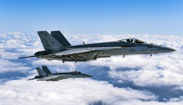 La Marina de EEUU quiere modernizar sus F/A-18 con sensores que cuestan 16 millones cada uno. No resisten 40 horas sin dar fallos
