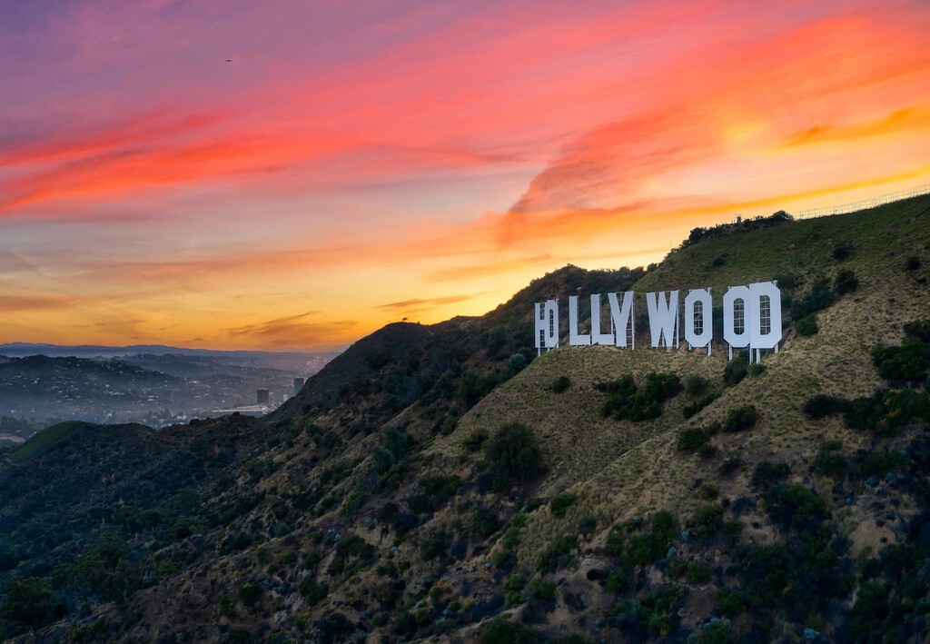 Hollywood está usando la IA en absolutamente todos los aspectos de la producción de películas. Y se le da fatal ocultarlo