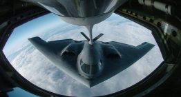 EEUU está reubicando aviones militares en plena crisis en Oriente Medio. El B-2 no ha entrado en juego, pero ya intimida