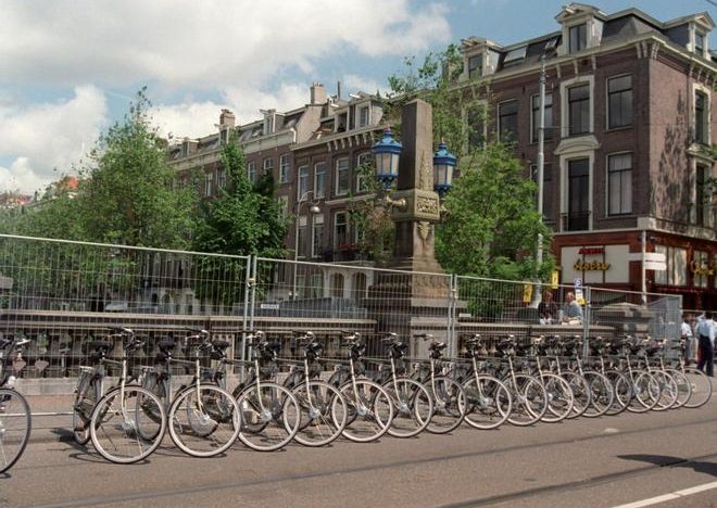 Apostar por bicicletas, como en Copenhague, rebajaría CO2 y ahorraría millones en sanidad