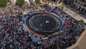 Canarias regaló 24 toneladas de arena del volcán de La Palma a Madrid. Ahora Madrid no sabe qué hacer con ellas