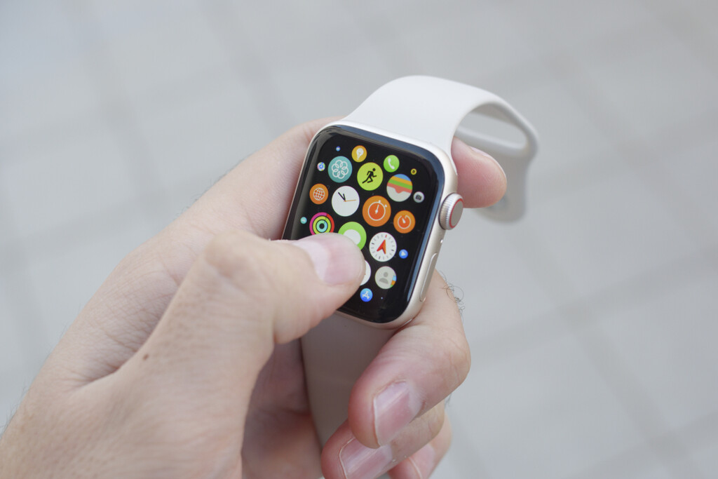Estaba detrás de un Apple Watch pero no quería pagar tanto, por suerte el SE 2 se ha desplomado durante el Prime Day