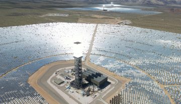 Las plantas termosolares son una ruina, así que ahora tienen dos trabajos: generar energía de día y cazar asteroides de noche