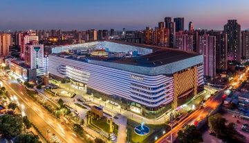 El centro comercial más ambicioso de China no se conforma con vender: el Wushang Dream Era es una miniciudad bajo techo