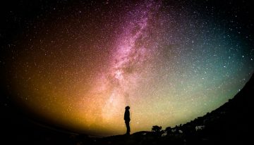 Unos astrónomos analizaron el «sonido del Big Bang». Ahora creen que la Tierra está en un vacío de 2.000 millones de años luz