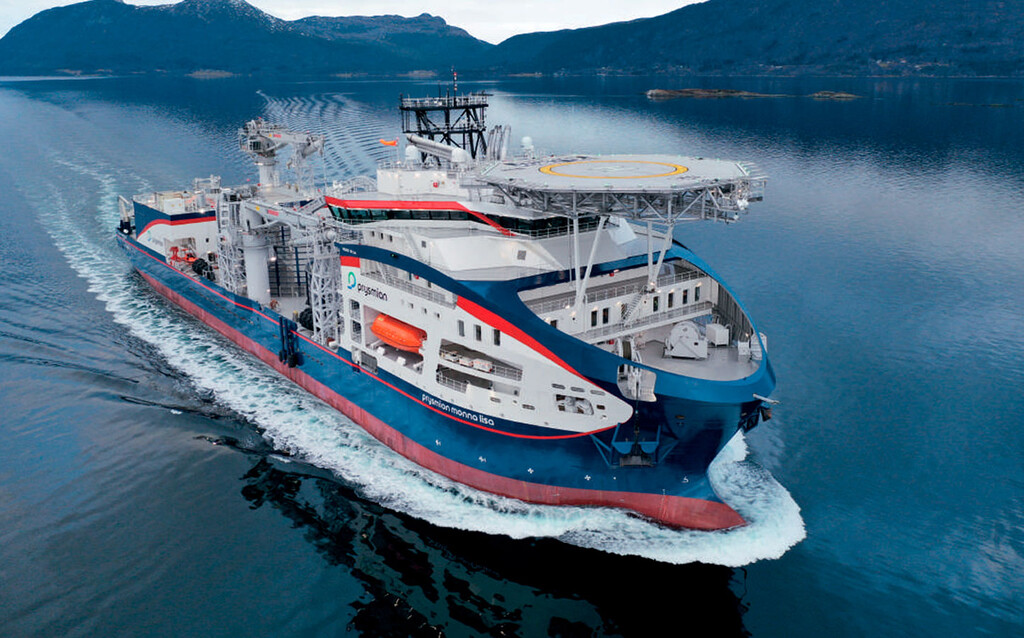 Monna Lisa, el gigantesco barco encargado de cablear los océanos: despliega y entierra cables hasta 3.000 metros de profundidad 