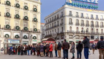 El hombre que ganó la lotería 16 veces sin hacer trampas. Su truco eran tan sencillo que lo acabaron prohibiendo