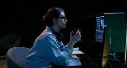 Algo está pasando en Silicon Valley. Cada vez más startups se están pasando a la jornada '996' de China