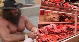 Liver King, el influencer que recomienda comer hígados crudos (y otros alimentos similares) ha sido arrestado en Texas