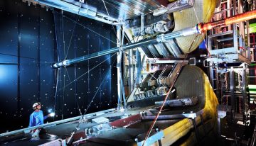 Por fin hemos visto que la materia y la antimateria no son un reflejo perfecto: es un primer paso para entender por qué existimos