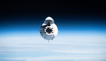 El tráfico espacial empieza a ser caótico: Starlink ha hecho 144.000 maniobras en seis meses para evitar colisiones