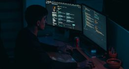 Trabajó para cuatro startups a la vez y nadie lo notó: el 'Sohamgate' ha puesto en evidencia el reclutamiento de Silicon Valley