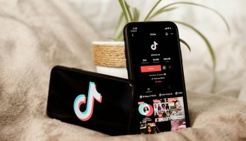 TikTok es una de las mayores fuentes de desinformación de nuestro tiempo. Su solución: copiar una idea de Elon Musk
