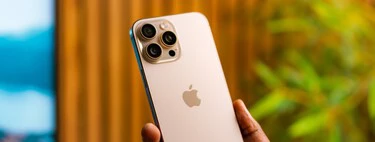En su batalla por fabricar el iPhone en casa, EEUU logra un hito histórico: la mayoría de sus móviles ya no vienen de China, sino de India 
