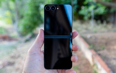 Samsung Galaxy Z Flip7 FE