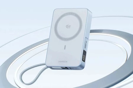 Una de las primeras baterías compatibles con Qi 2.2 y el iPhone 17
