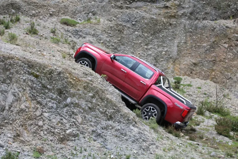 Volkswagen Amarok Aventura 2025