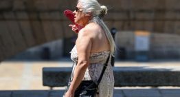 Las altas temperaturas cuatriplican los sofocos en mujeres con la menopausia y aumentan su intensidad