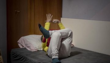 Tratar el autismo antes de los 30 meses e implicar a los padres en la estimulación mejora la cognición del niño