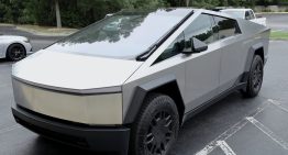 Dejó su Tesla Cybertruck enchufado y se fue de vacaciones. Dos semanas después, el vehículo ya no encendía