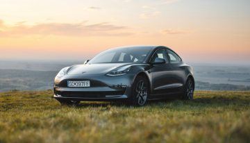 Tesla no está pasando por una buena racha: sus ventas siguen cayendo en Europa ante el avance del coche eléctrico asiático