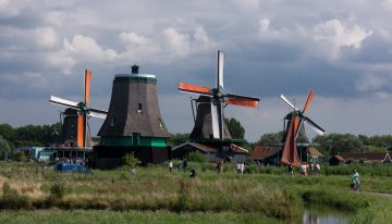 Si la pregunta es cómo frenar las hordas de turistas, Holanda lo tiene claro: cobrarles por ver grandes monumentos