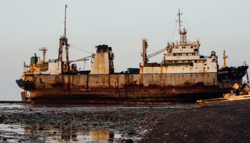 Cada vez se desguazan menos barcos petroleros, y solo hay una explicación razonable: la flota fantasma de Rusia