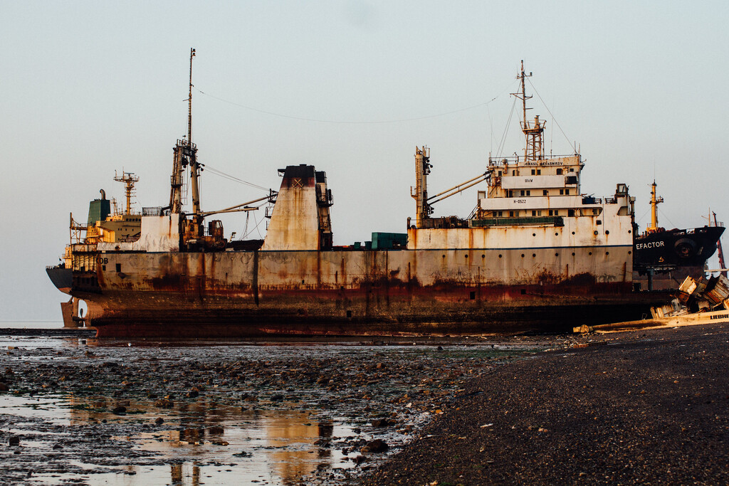 Cada vez se desguazan menos barcos petroleros, y solo hay una explicación razonable: la flota fantasma de Rusia