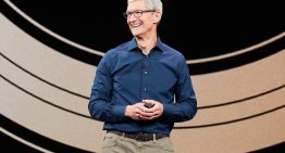 «La IA está ahí para hacerla nuestra»: Tim Cook dispara el hype de su equipo sobre el futuro de la inteligencia artificial en Apple