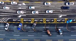 Una ciudad china ha tenido una idea para simplificar los cambios de sentido: dar un volantazo de 180º en mitad de la autovía