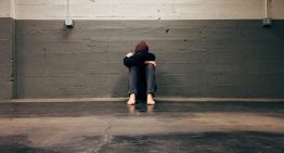 Delirios en directo y suicidios alimentados por la IA: qué está pasando realmente con la IA y la salud mental
