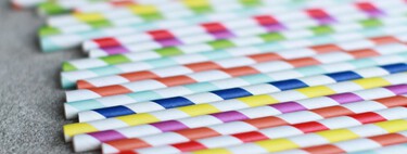 Las pajitas de papel suenan muy bien como alternativa al plástico. Hay un pequeño problema: son tóxicas