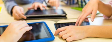 400 expertos han dictado sentencia al uso de dispositivos como el iPad en colegios de Madrid. Así queda la normativa a partir de septiembre